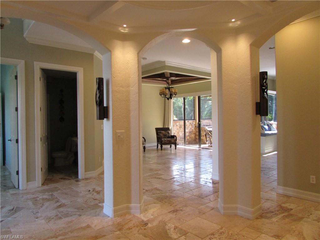 8106 Felisa Ct Property Photo 13