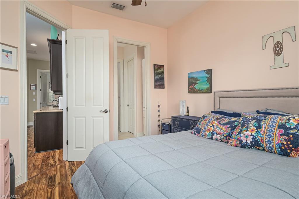 8106 Felisa Ct Property Photo 28