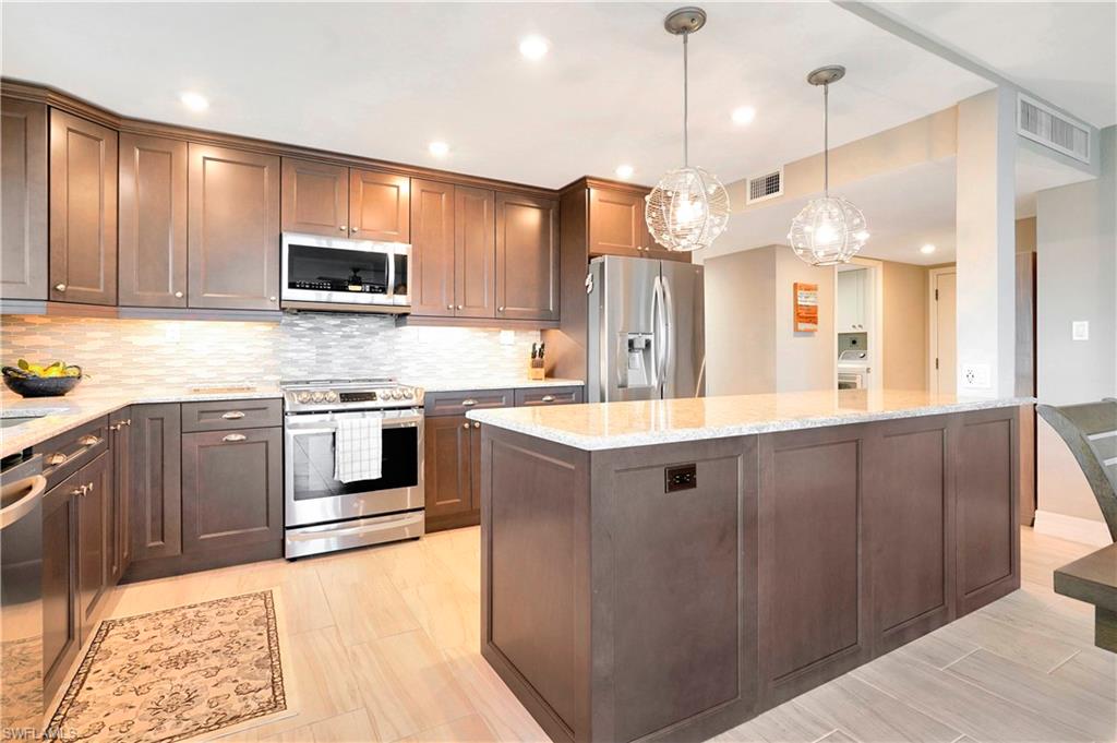 7148 Estero Blvd # 922 Property Photo 5