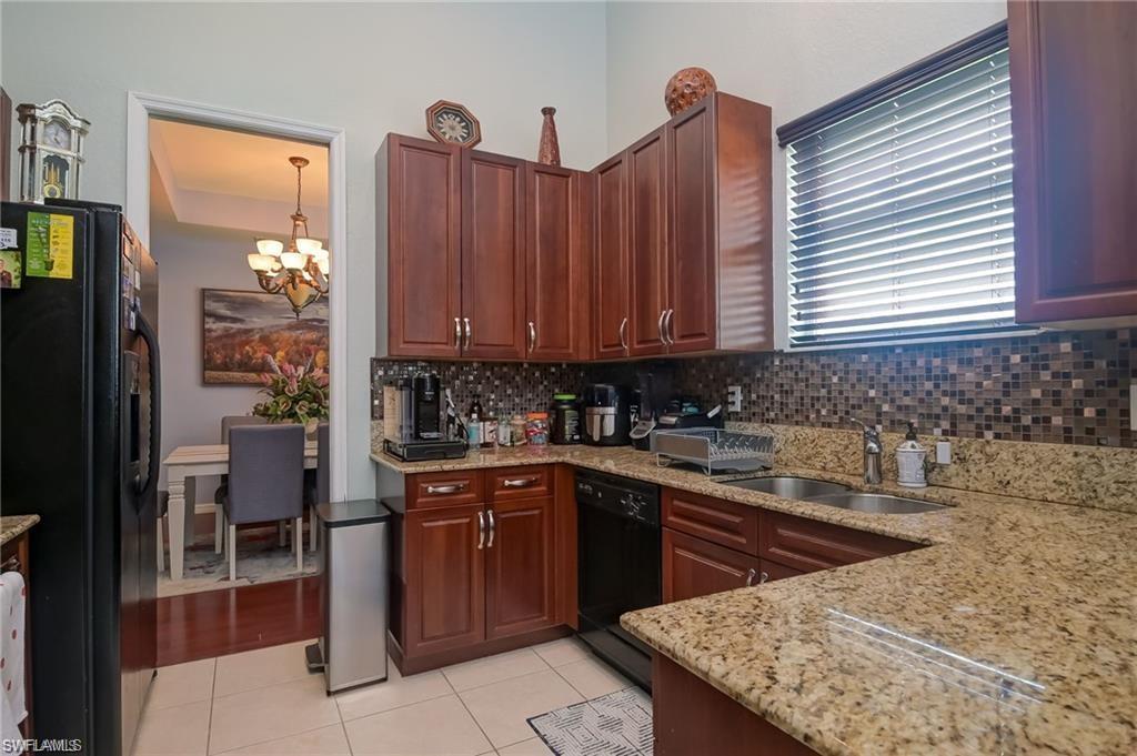 1320 Mariposa Cir # 201 Property Photo 4