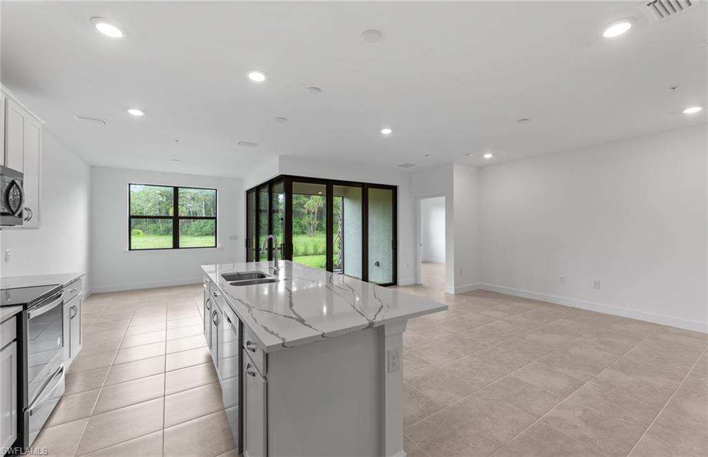 5693 Mayflower Way # 1103 Property Photo 10