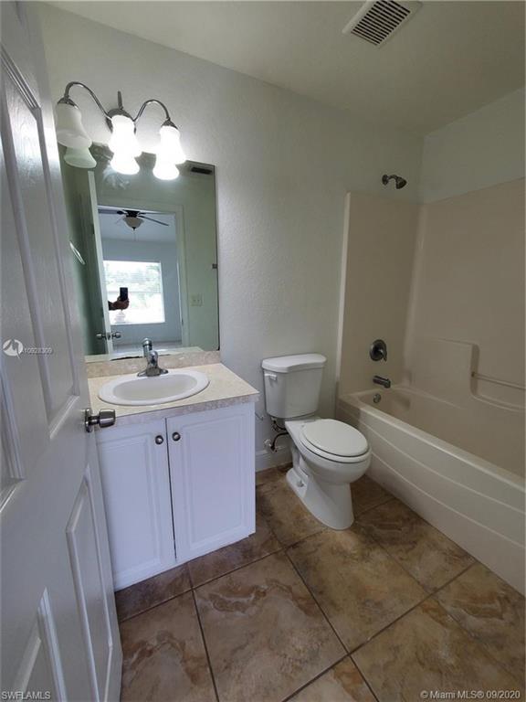 466 Redwing St Property Photo 31