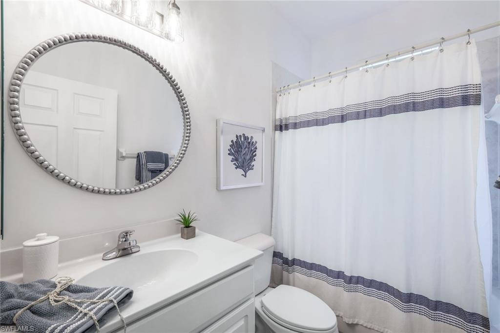 5576 Lago Villaggio Way Property Photo 20