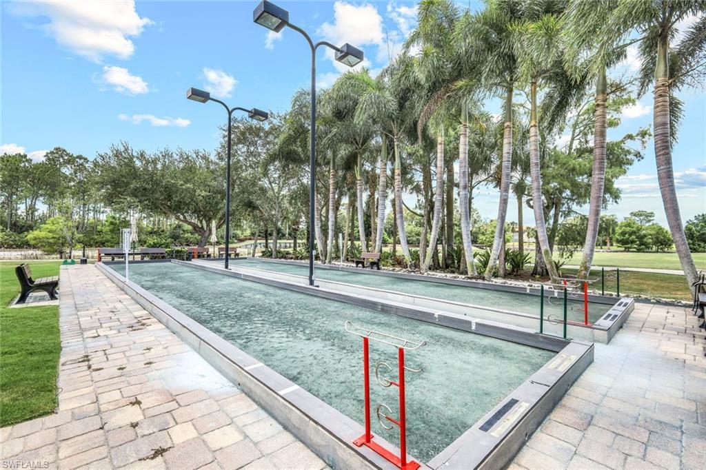 5576 Lago Villaggio Way Property Photo 36