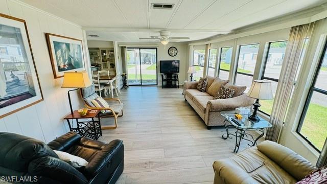 5502 Harbor Ln Property Photo 5