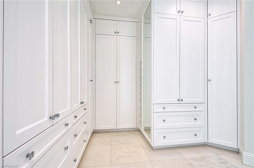 60 Seagate Dr # 306 Property Photo 15