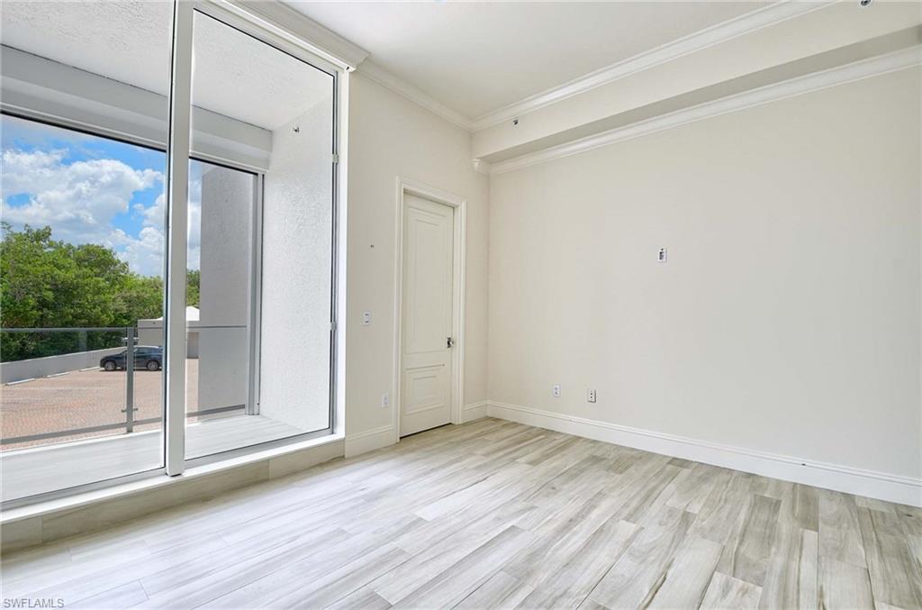 60 Seagate Dr # 306 Property Photo 18