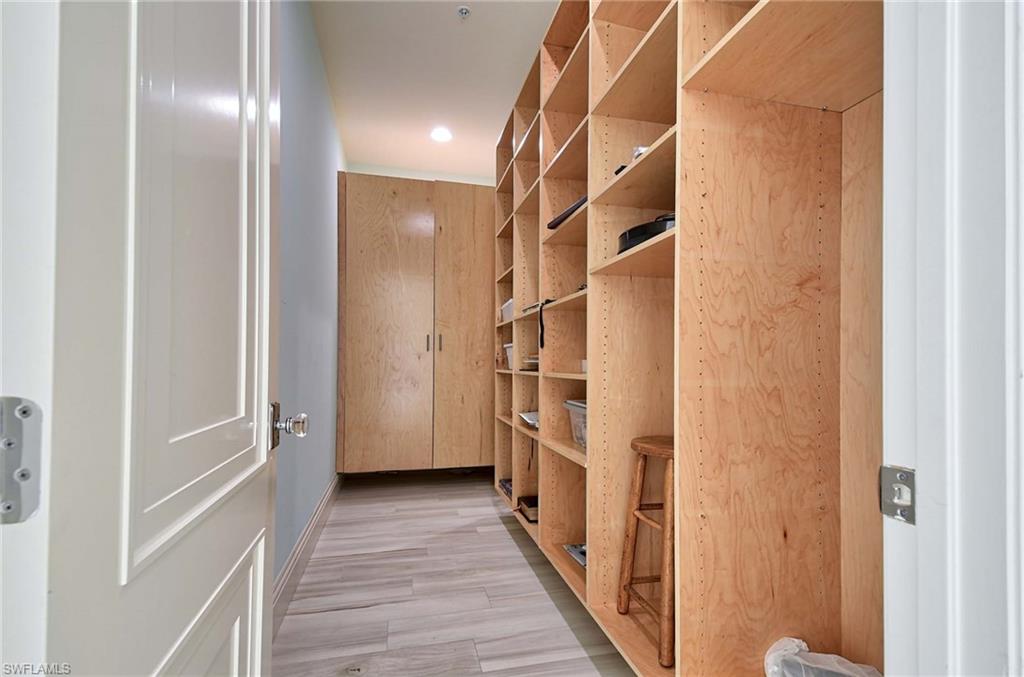 60 Seagate Dr # 306 Property Photo 20