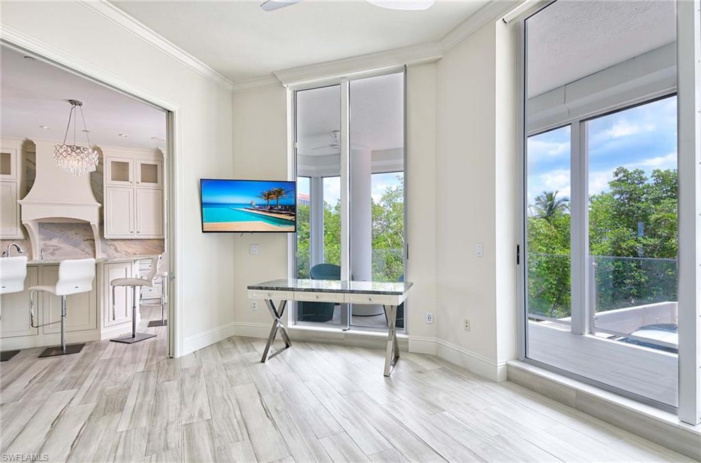 60 Seagate Dr # 306 Property Photo 23