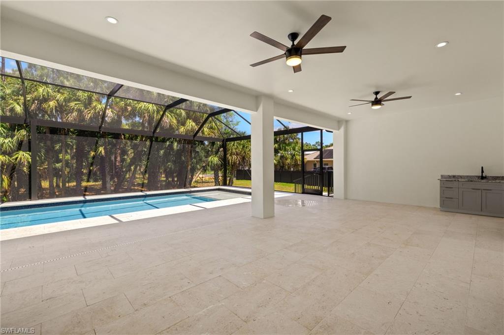 1587 Golden Gate Blvd W Property Photo 38