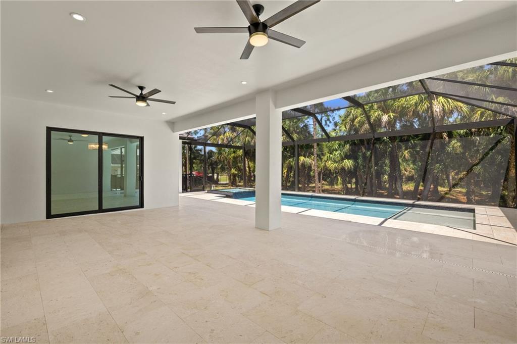 1587 Golden Gate Blvd W Property Photo 39