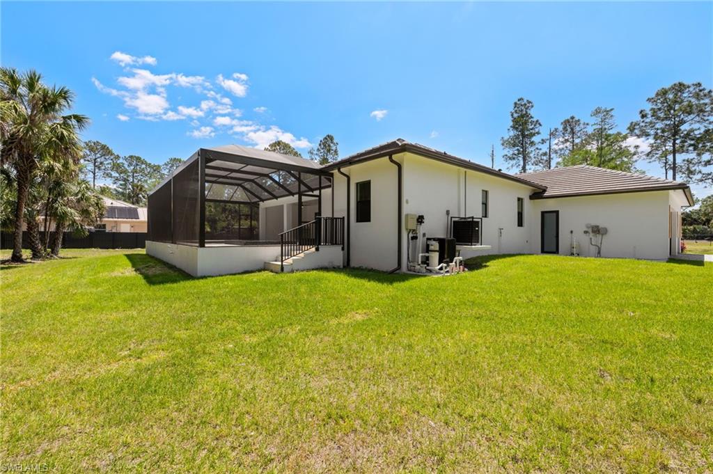 1587 Golden Gate Blvd W Property Photo 43