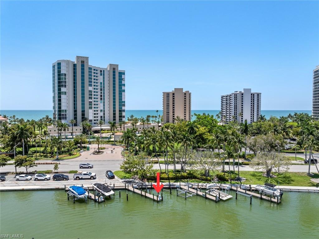 4090 Gulf Shore Blvd N Property Photo 7