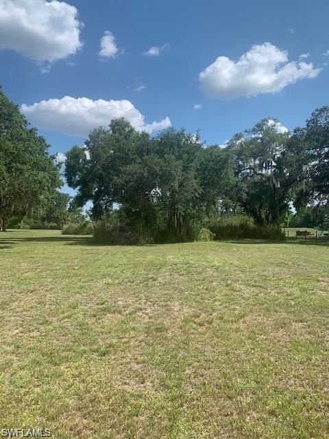 21390 Palm Beach Blvd Property Photo 4