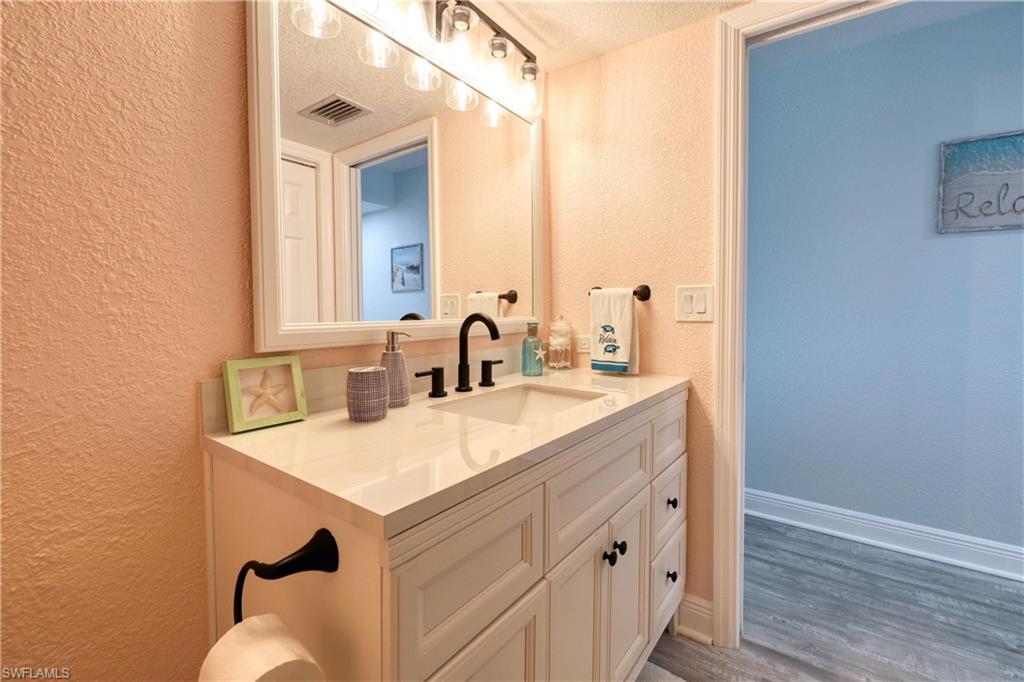 898 Buttonwood Dr # 104 Property Photo 15
