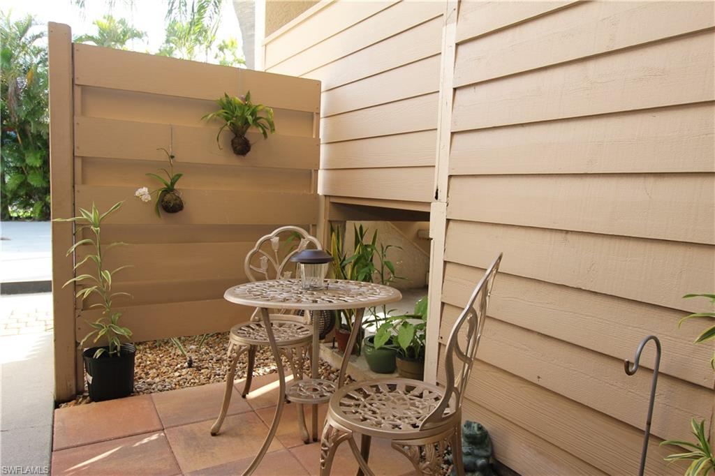 898 Buttonwood Dr # 104 Property Photo 24