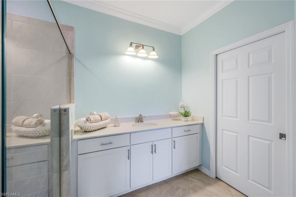 2375 Montserrat Ln # 202 Property Photo 17