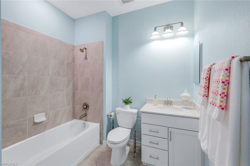 2375 Montserrat Ln # 202 Property Photo 21