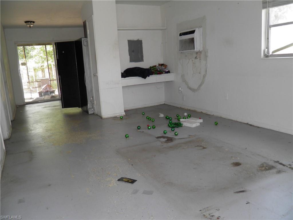 2566 Jackson St Property Photo 6