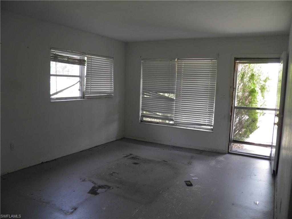 2566 Jackson St Property Photo 7
