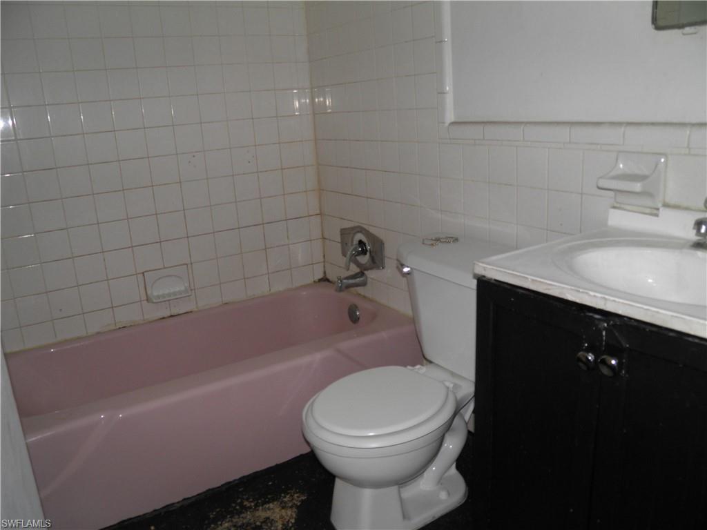 2566 Jackson St Property Photo 14