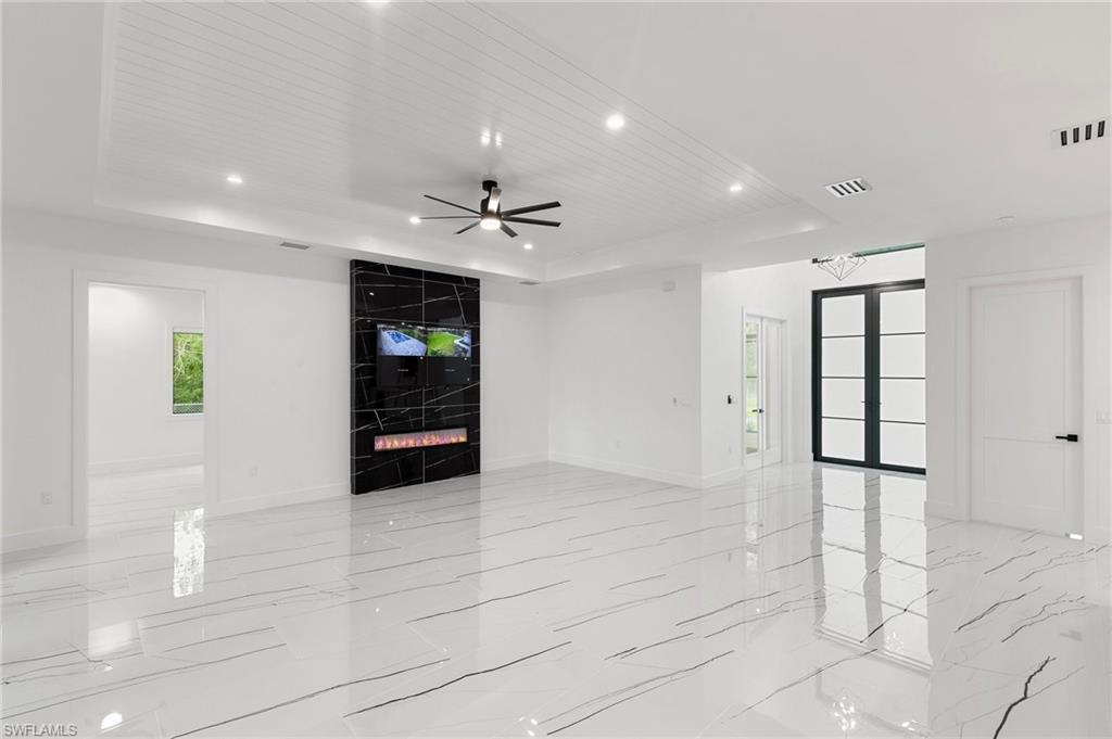 167 Everglades Blvd N Property Photo 14