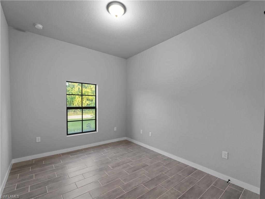 1133 Augusta St E Property Photo 25