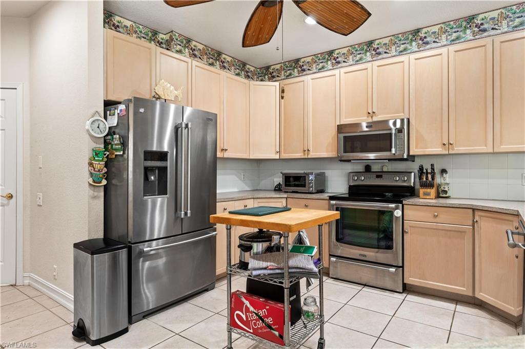 1911 Lagoon Ln Property Photo 21