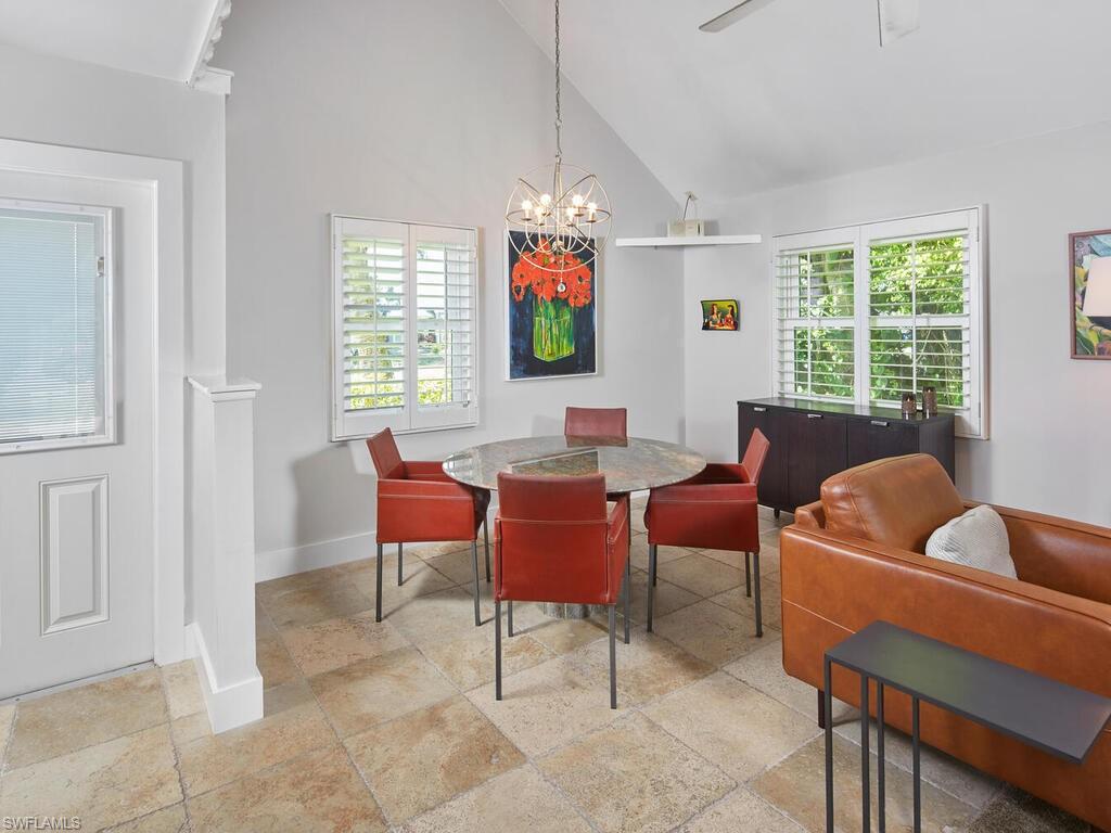 2297 Longboat Dr Property Photo 8