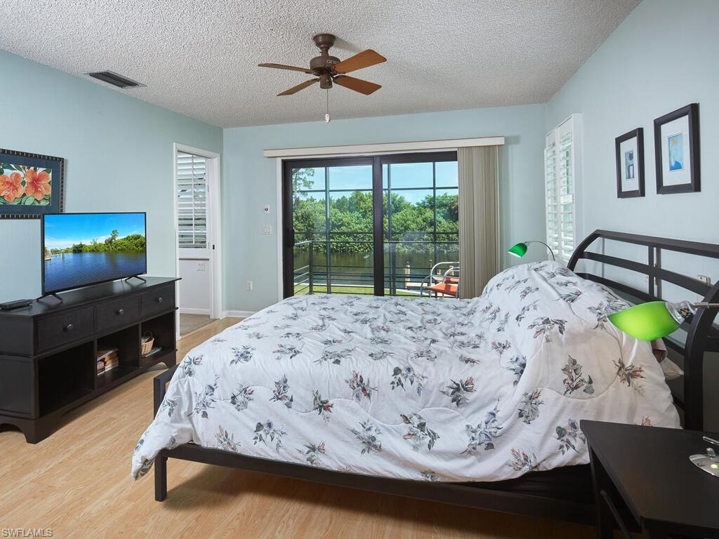 2297 Longboat Dr Property Photo 16