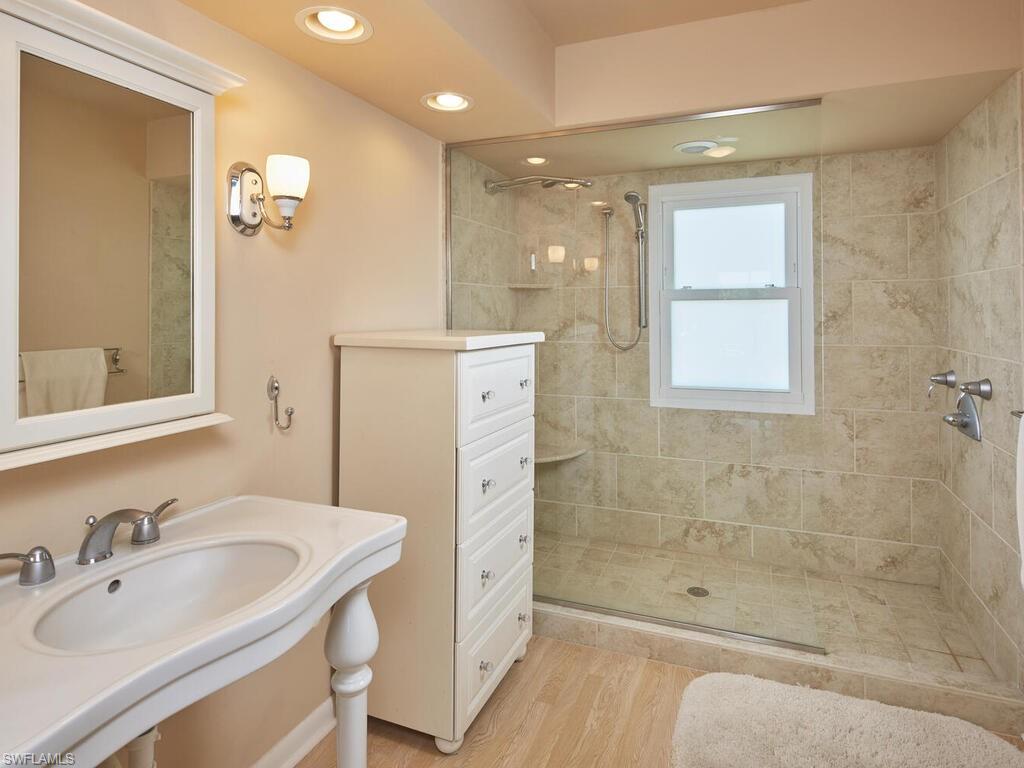 2297 Longboat Dr Property Photo 17