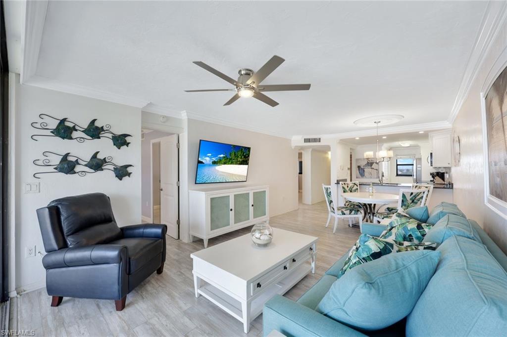 6400 Estero Blvd # 402 Property Photo 2