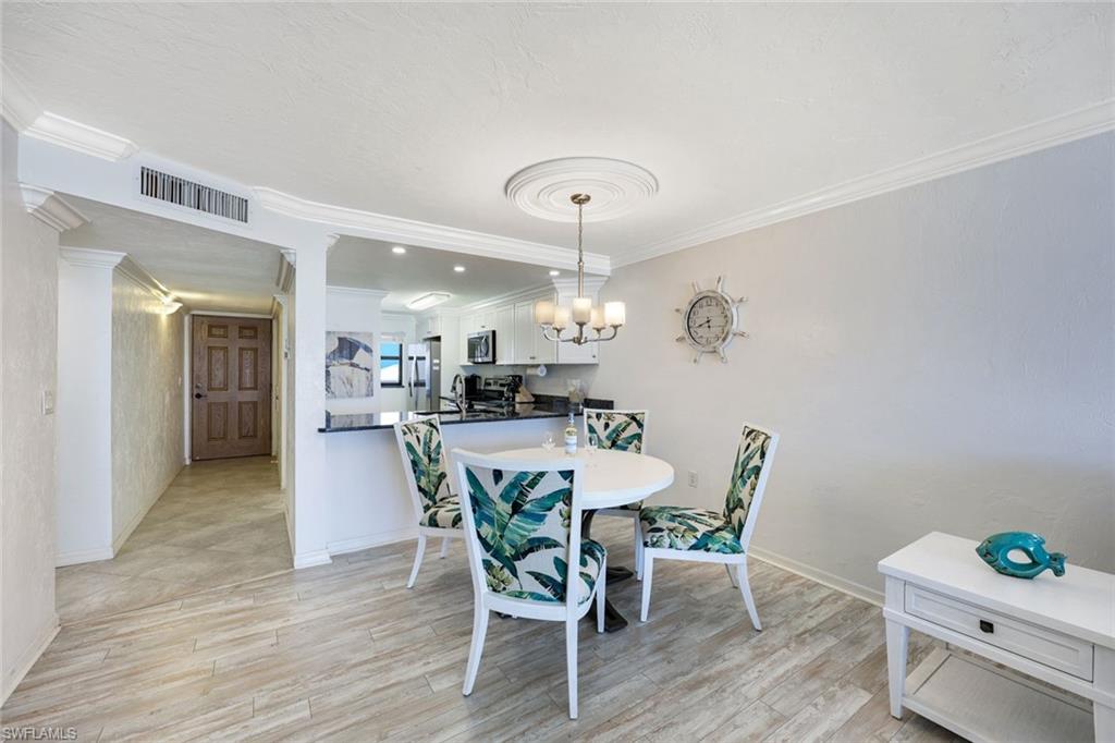 6400 Estero Blvd # 402 Property Photo 13