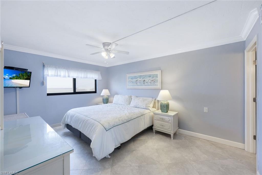 6400 Estero Blvd # 402 Property Photo 16