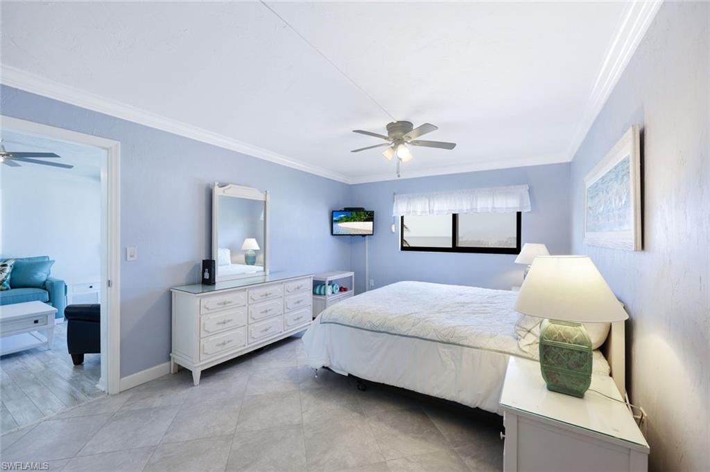 6400 Estero Blvd # 402 Property Photo 17