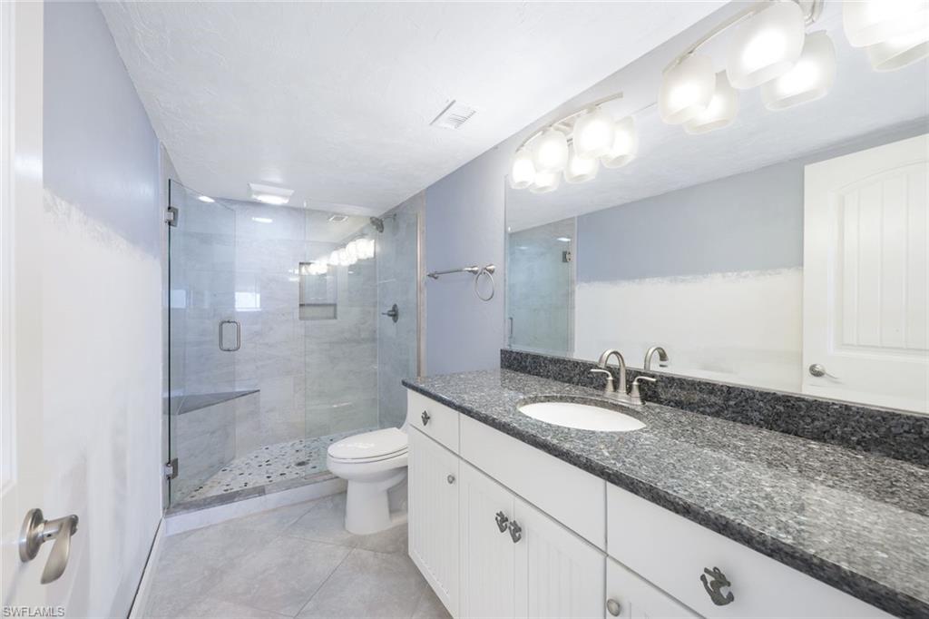 6400 Estero Blvd # 402 Property Photo 18