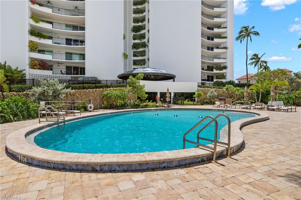 3951 Gulf Shore Blvd N # 2c Property Photo 27