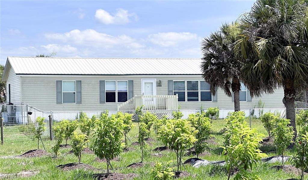 23660 Tinas Ln Property Photo 1