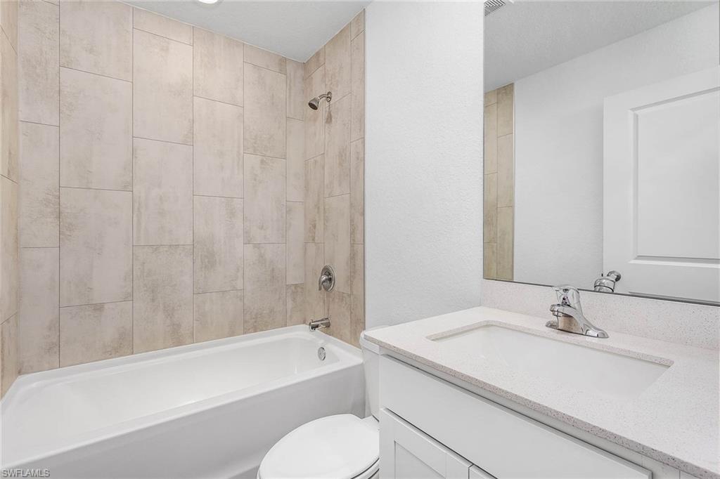 2624 Diplomat Pkwy W Property Photo 13