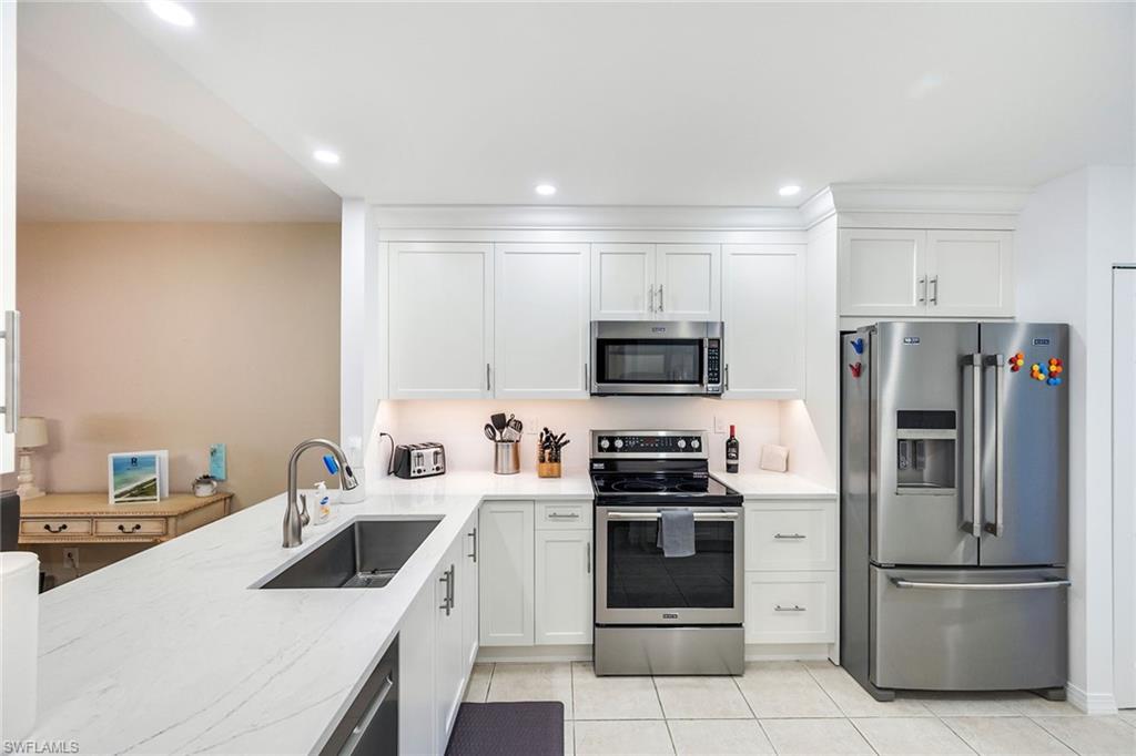 1802 Kings Lake Blvd # 101 Property Photo 8