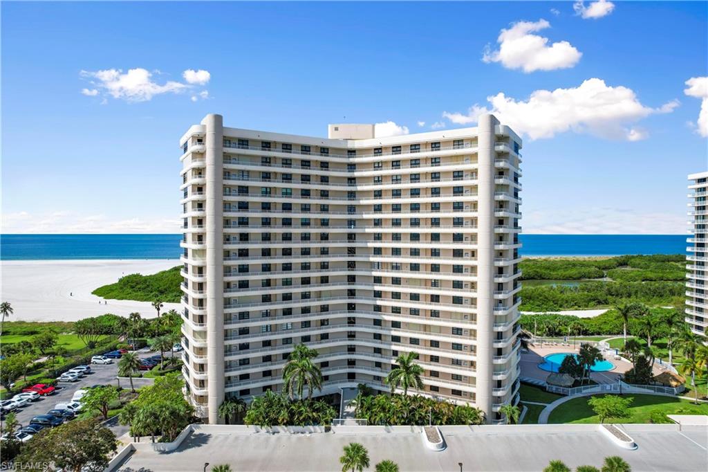 380 Seaview Ct # 405 Property Photo 3