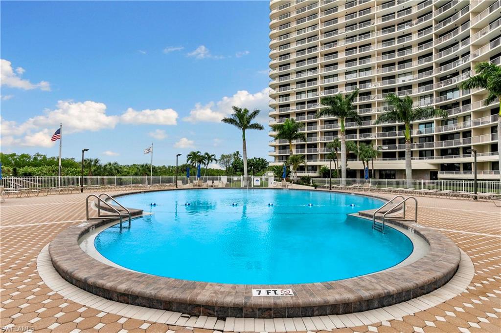 380 Seaview Ct # 405 Property Photo 24