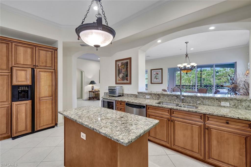 2830 Tiburon Blvd E # 103 Property Photo 7