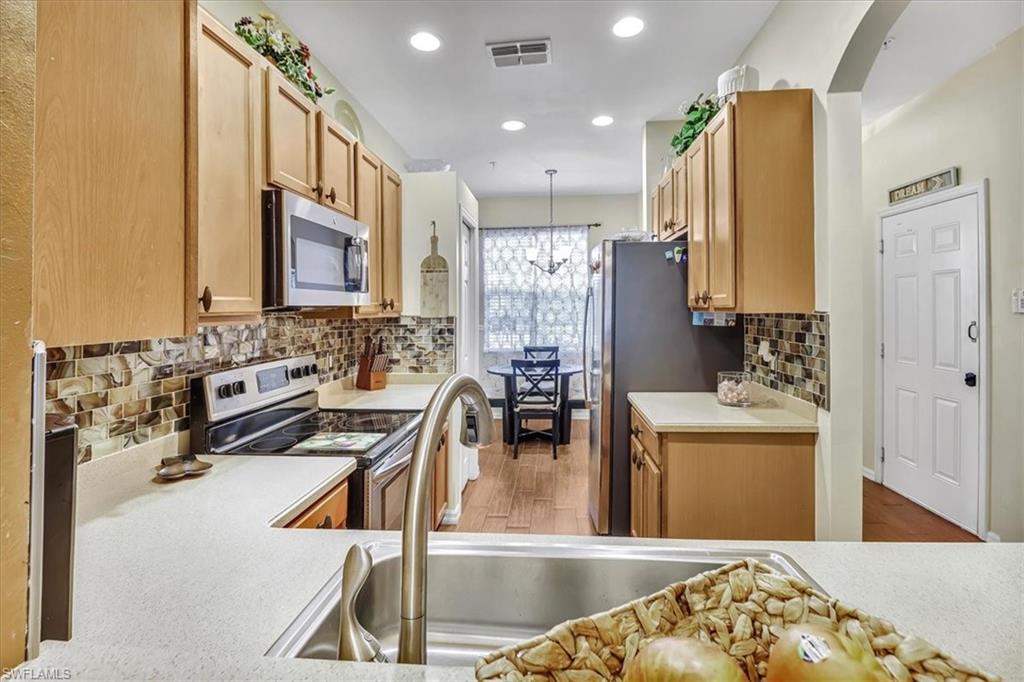 14130 Winchester Ct # 1503 Property Photo 3