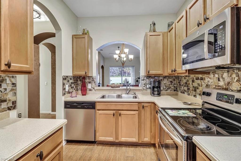 14130 Winchester Ct # 1503 Property Photo 4
