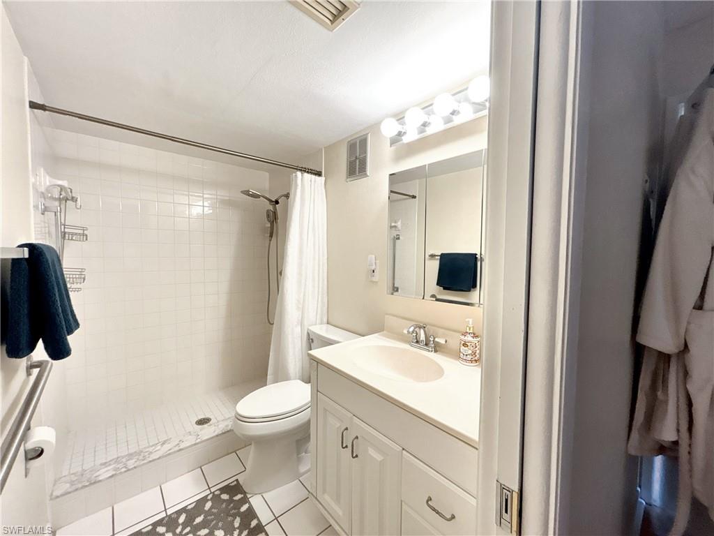 5750 80th Street N. Property Photo 18