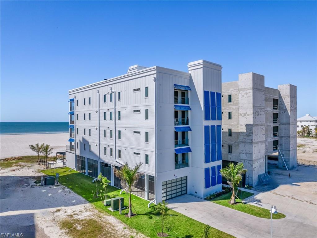 6230 Estero Blvd # 201 Property Photo 3