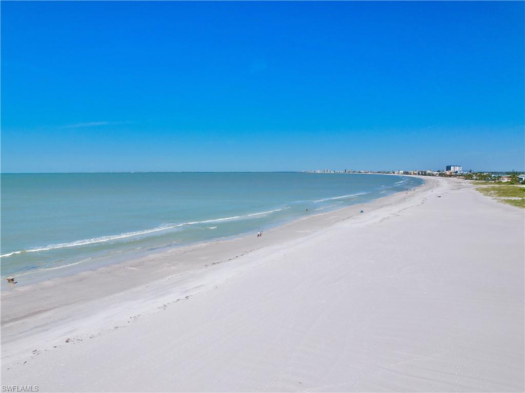6230 Estero Blvd # 201 Property Photo 6