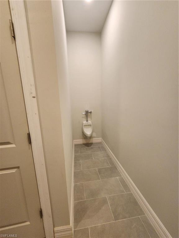 8359 Stringfellow Rd Property Photo 6