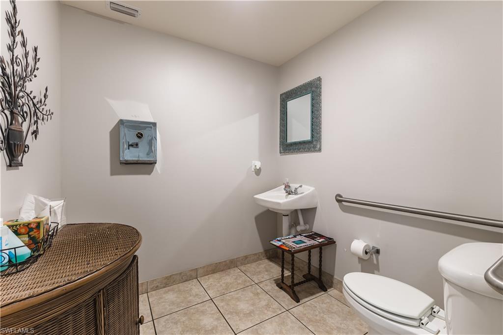 8359 Stringfellow Rd Property Photo 38